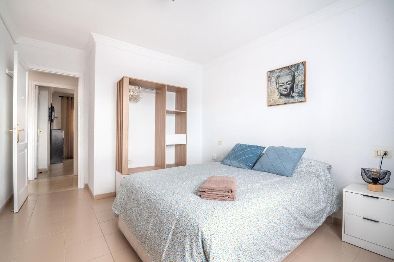 Ferienwohnung Apartamento En Barrio Tipico: Experiencia Local. Costa Adeje  Exterior foto