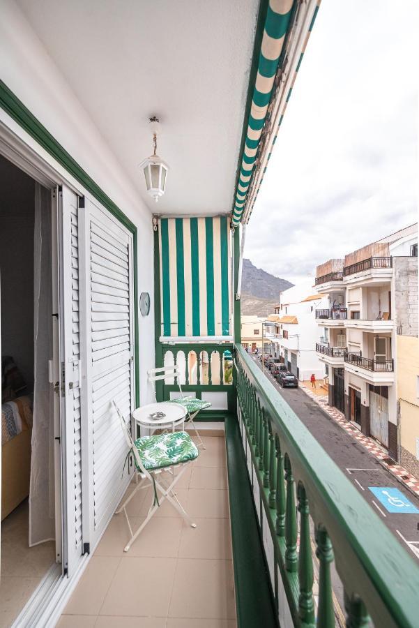Ferienwohnung Apartamento En Barrio Tipico: Experiencia Local. Costa Adeje  Exterior foto