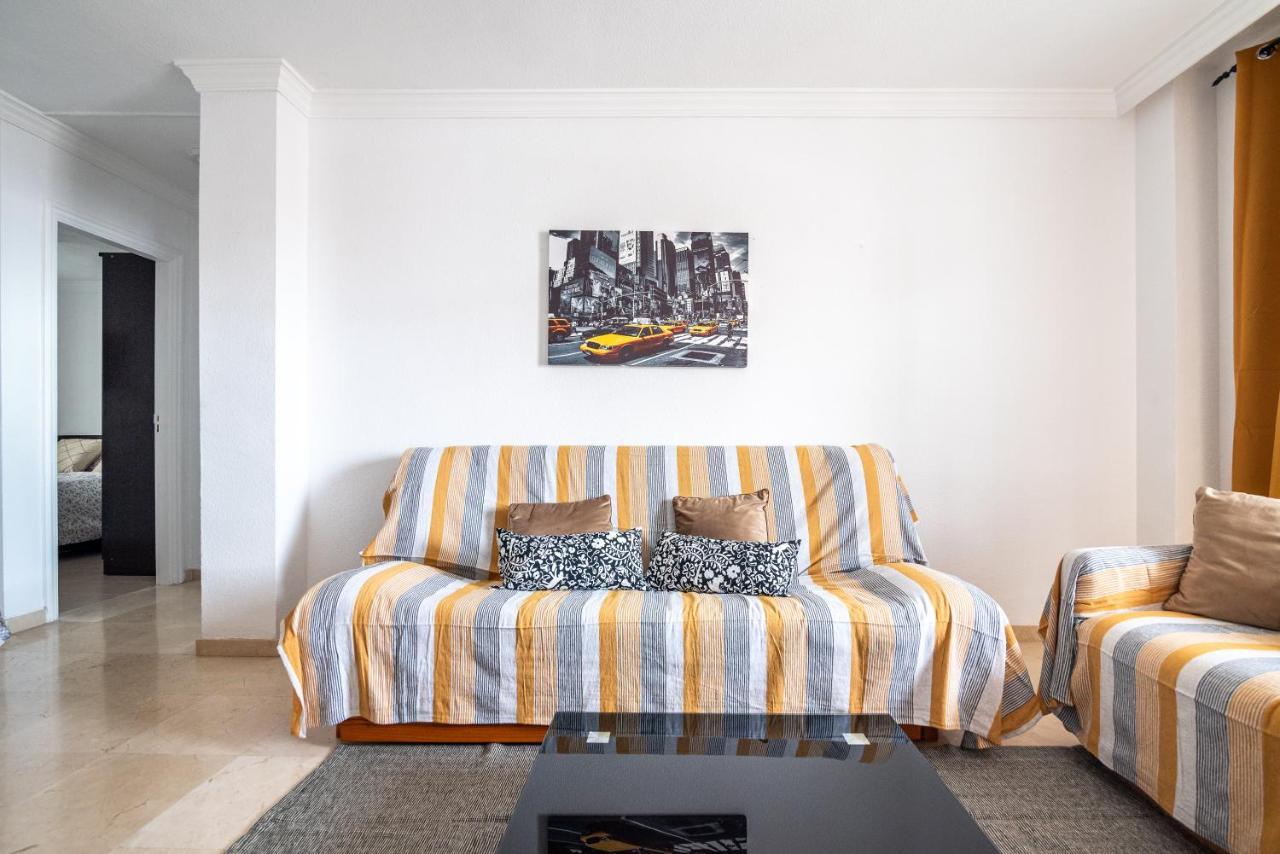 Ferienwohnung Apartamento En Barrio Tipico: Experiencia Local. Costa Adeje  Exterior foto