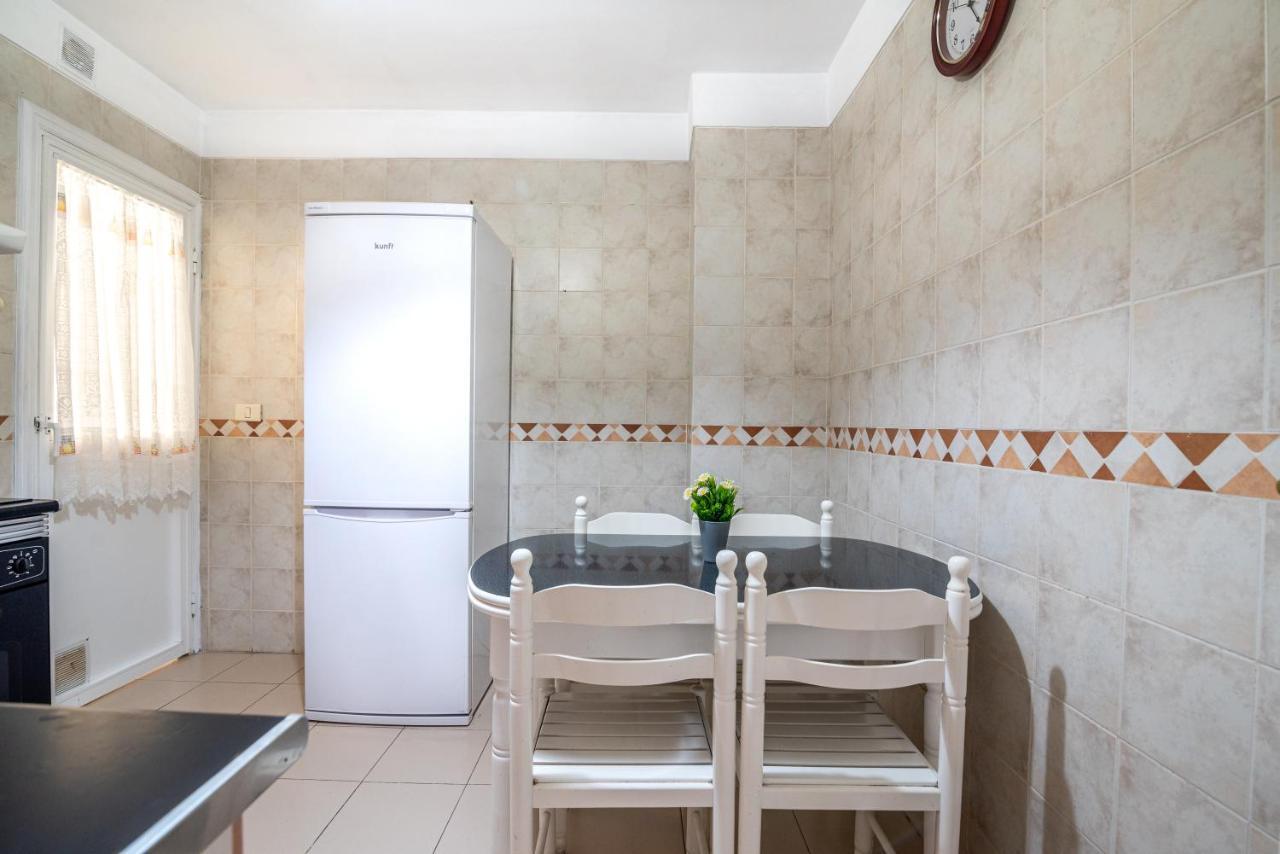 Ferienwohnung Apartamento En Barrio Tipico: Experiencia Local. Costa Adeje  Exterior foto