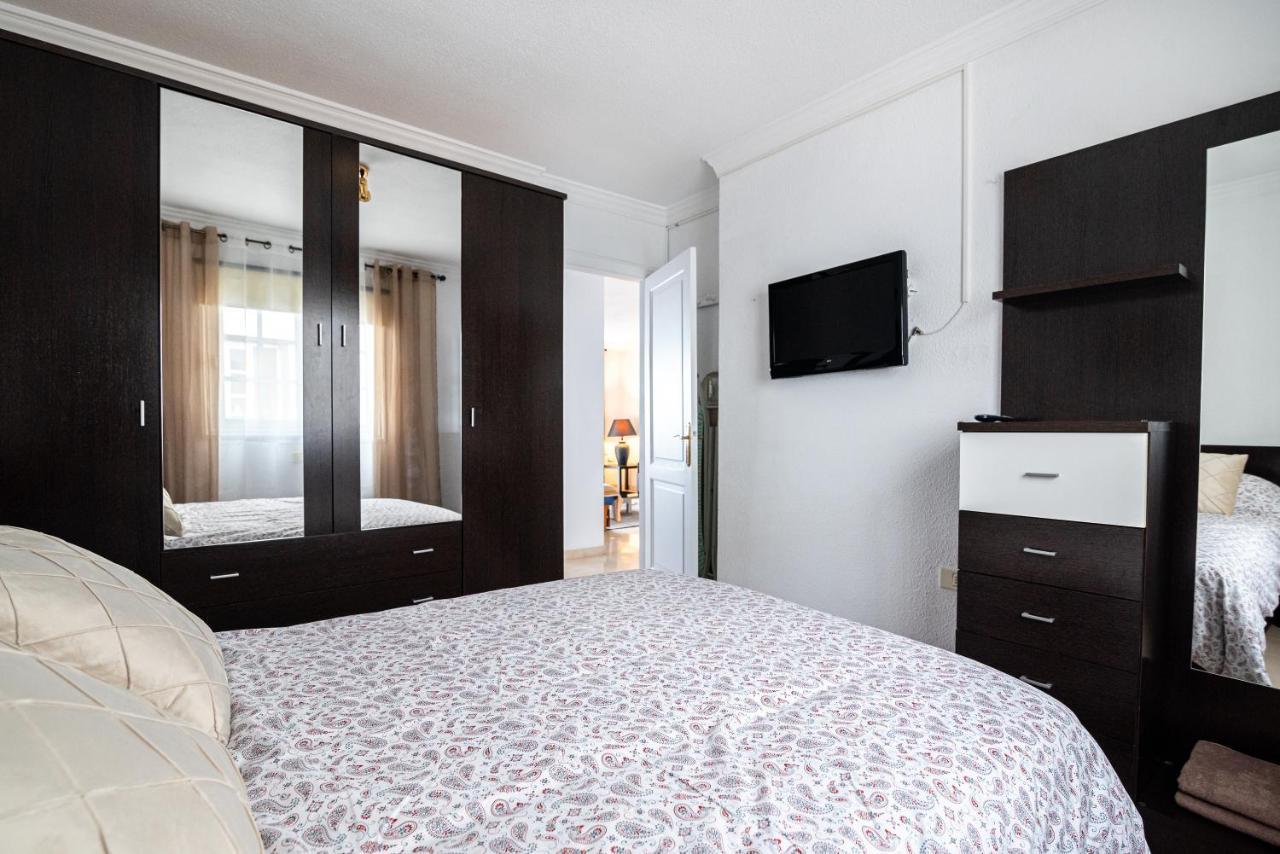 Ferienwohnung Apartamento En Barrio Tipico: Experiencia Local. Costa Adeje  Exterior foto